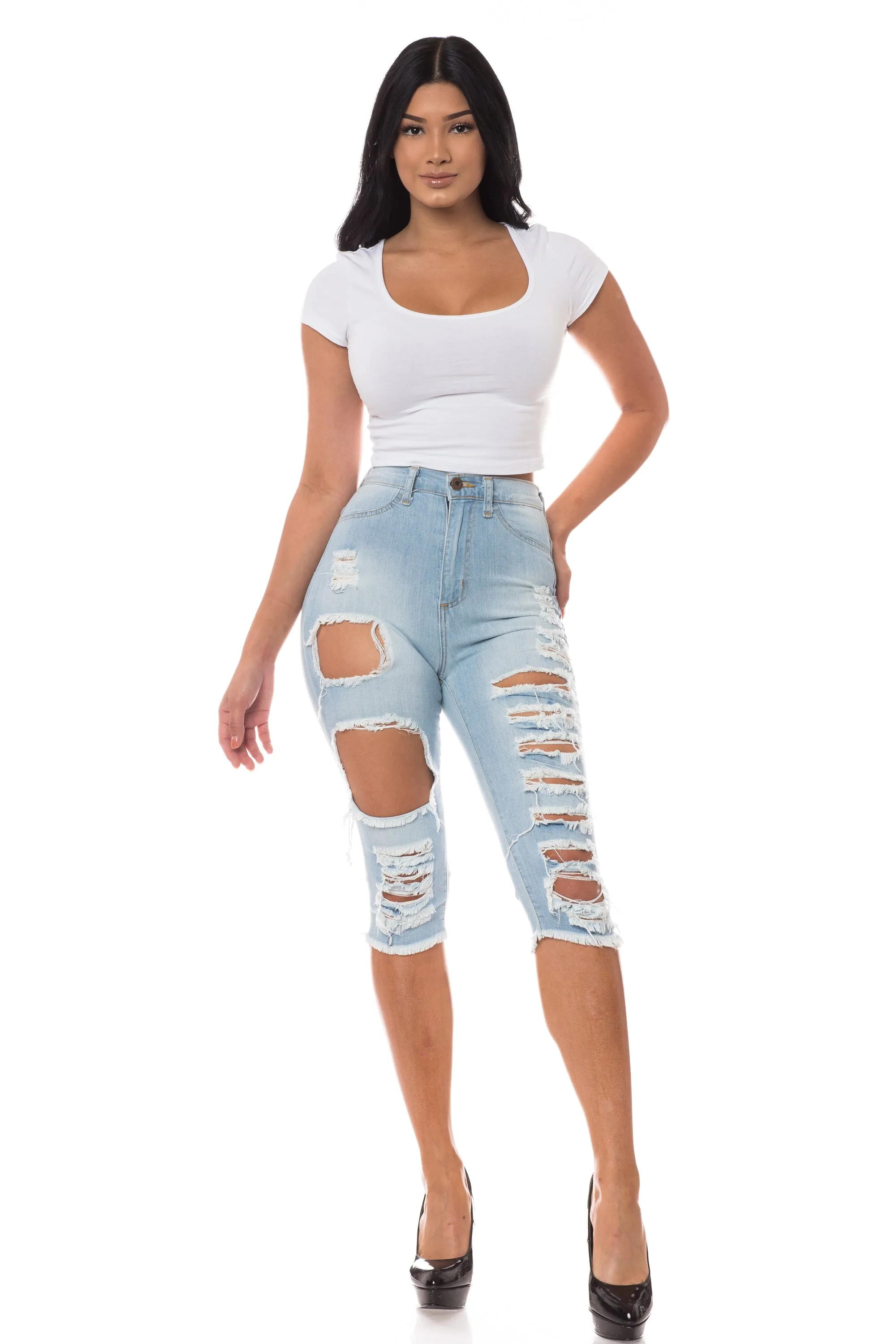 7037 Super High Waisted Distressed Cropped Capri Jeans