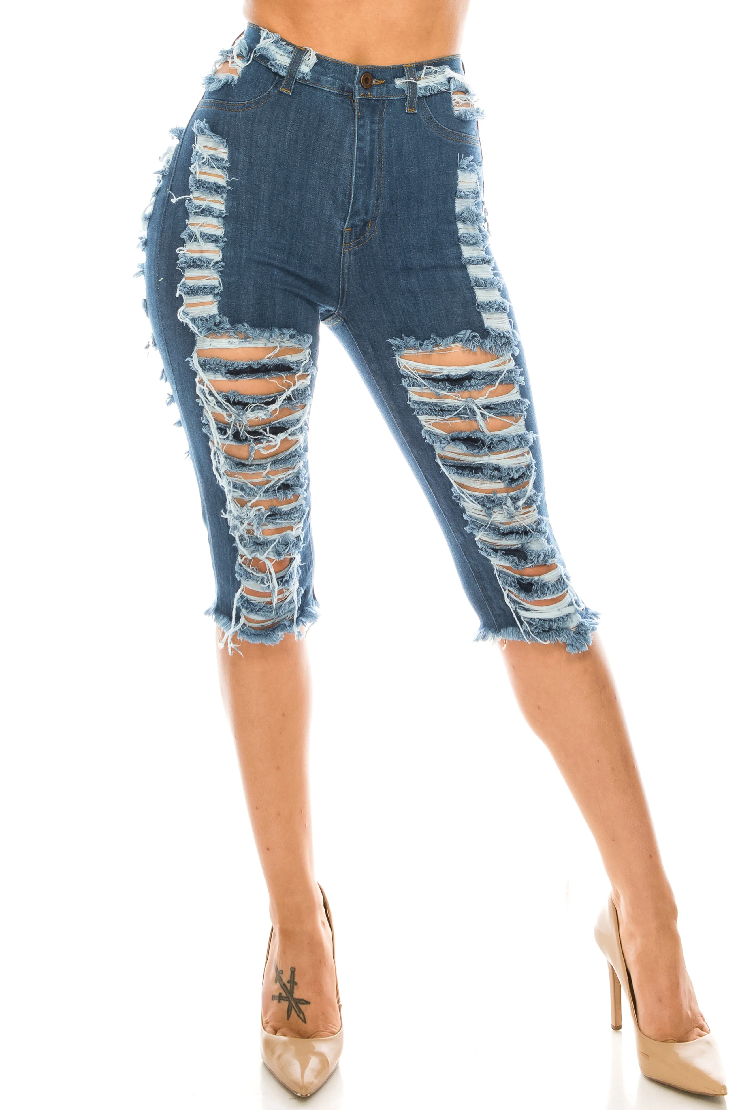 7100F Super High Waisted Distressed Bermuda Shorts