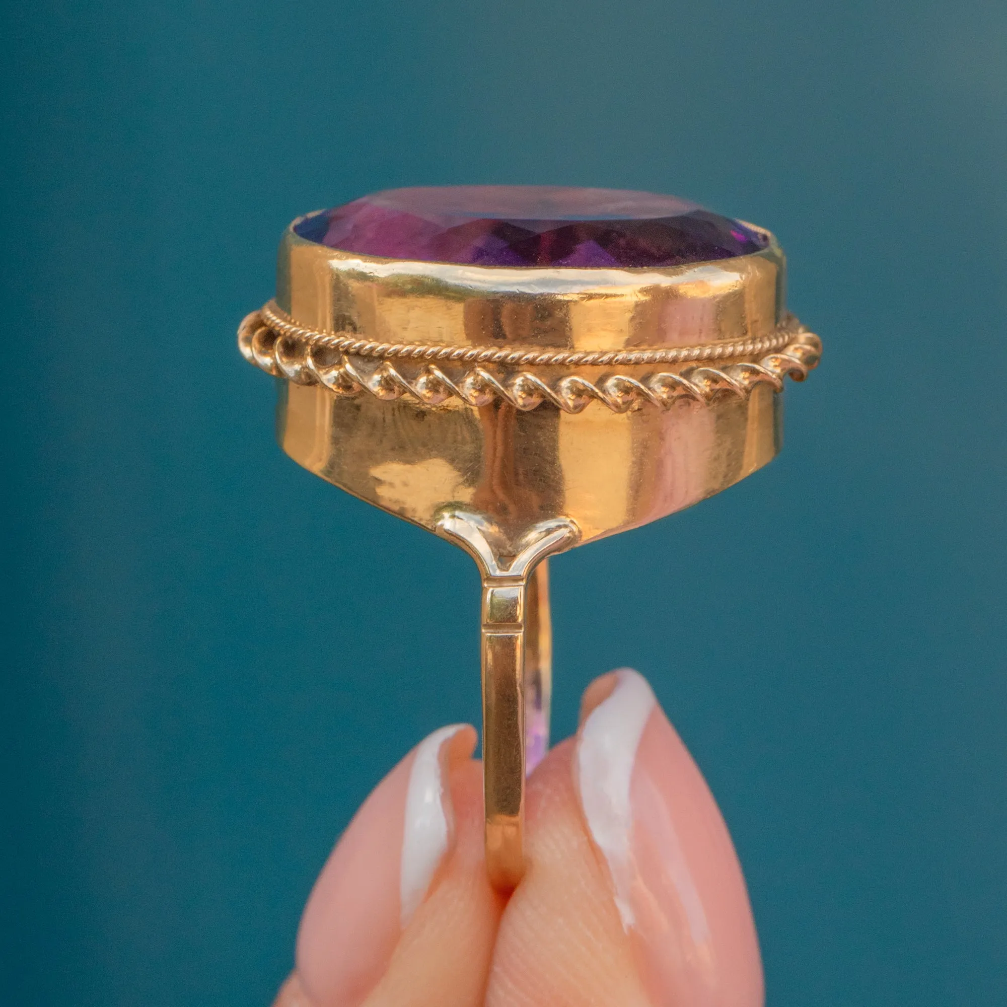 9ct Gold Amethyst Cocktail Ring 11.35ct