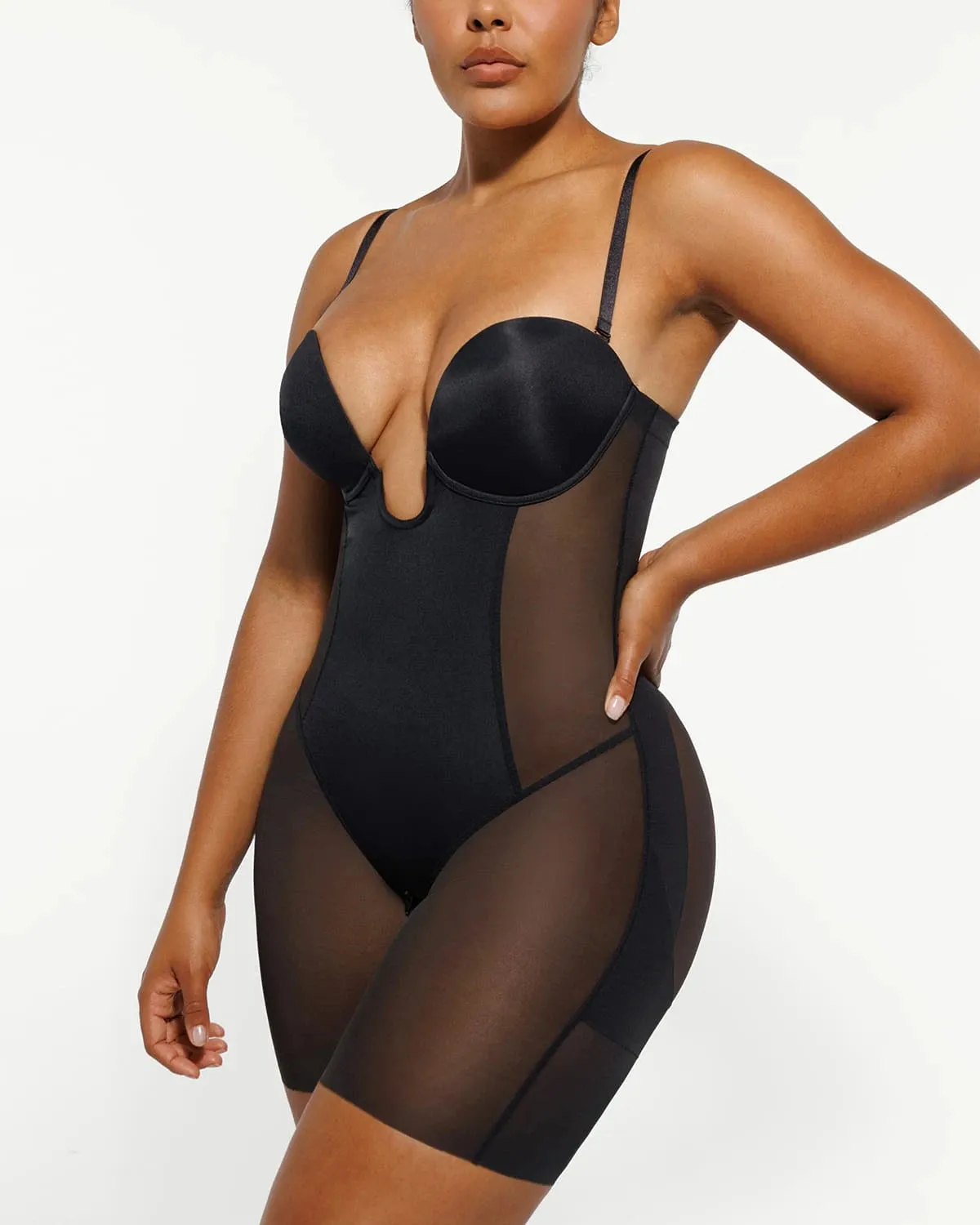 AirSlim® Deep Plunge Butt-Lifting Shaping Bodysuit