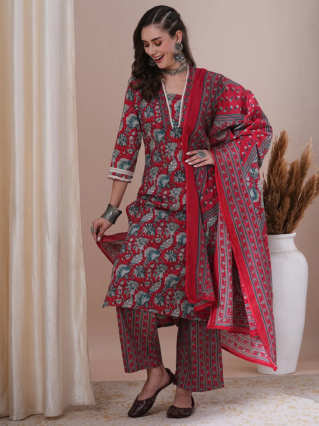 Ethnic Floral Printed Straight Fit Kurta with Pant & Dupatta - Red