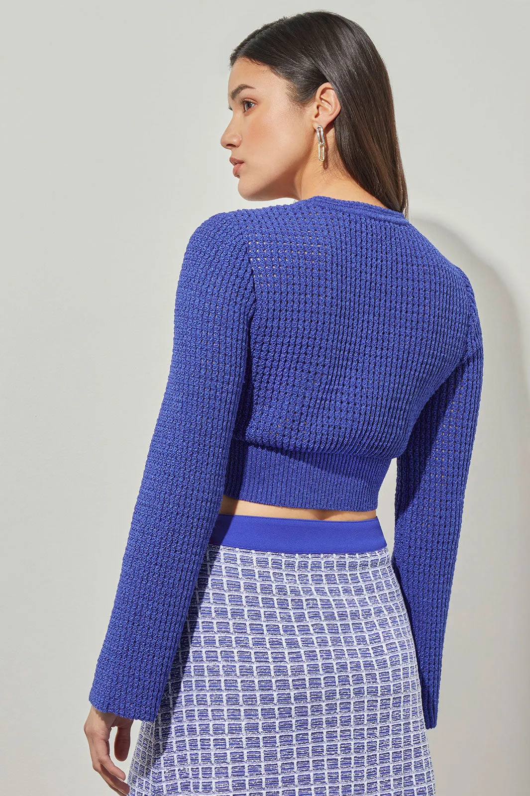 Modern Fit Crop Top - Twist Front Open Knit